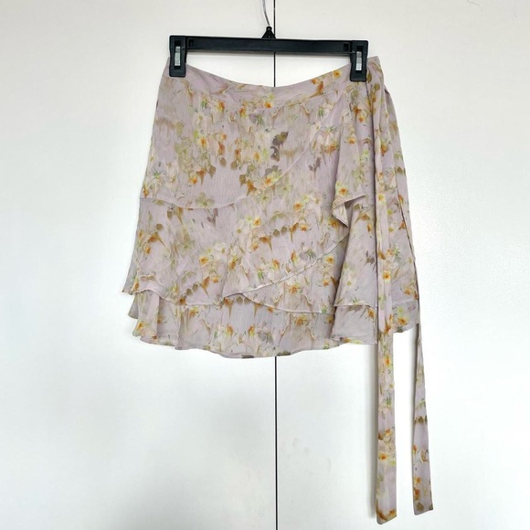 All Saints | Lilac floral "Kasa Momo" mini wrap tie waist crepe skort | Size 4 - Picture 5 of 8